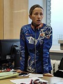 �������